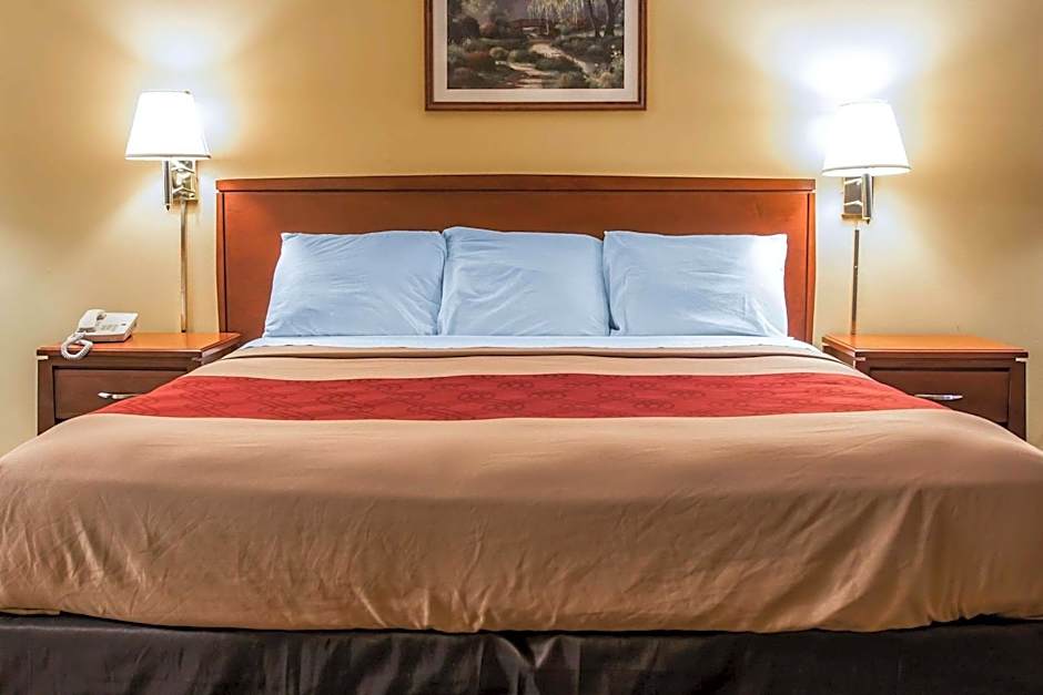 Econo Lodge Paw Paw