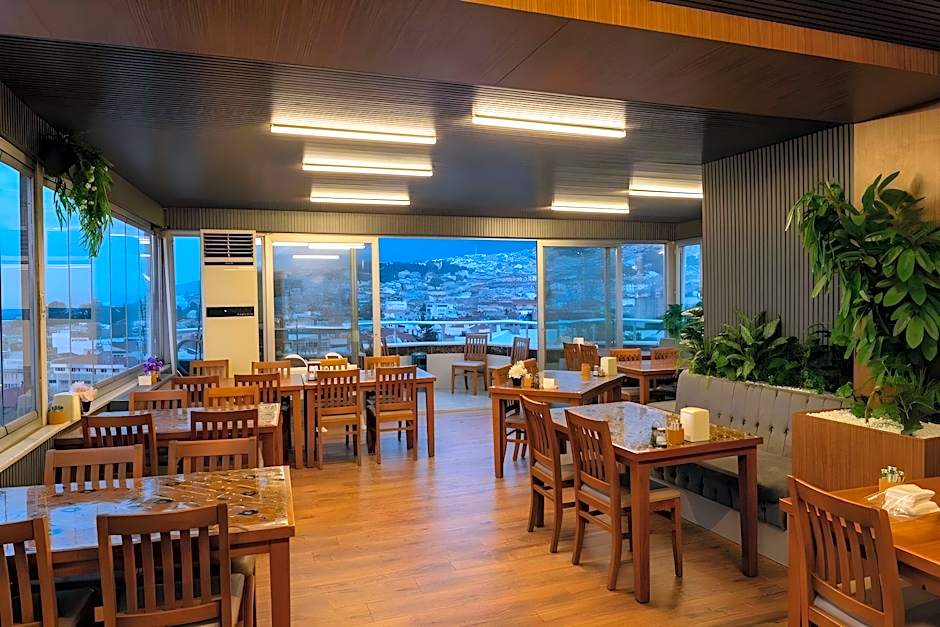 Hotel Grand Heykel