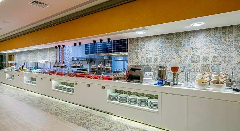 Holiday Inn Antalya - Lara By IHG