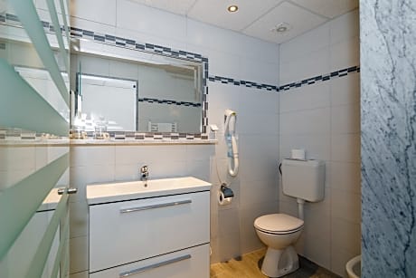 Double Room Sea side Balcony