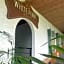 White Penny Hostel