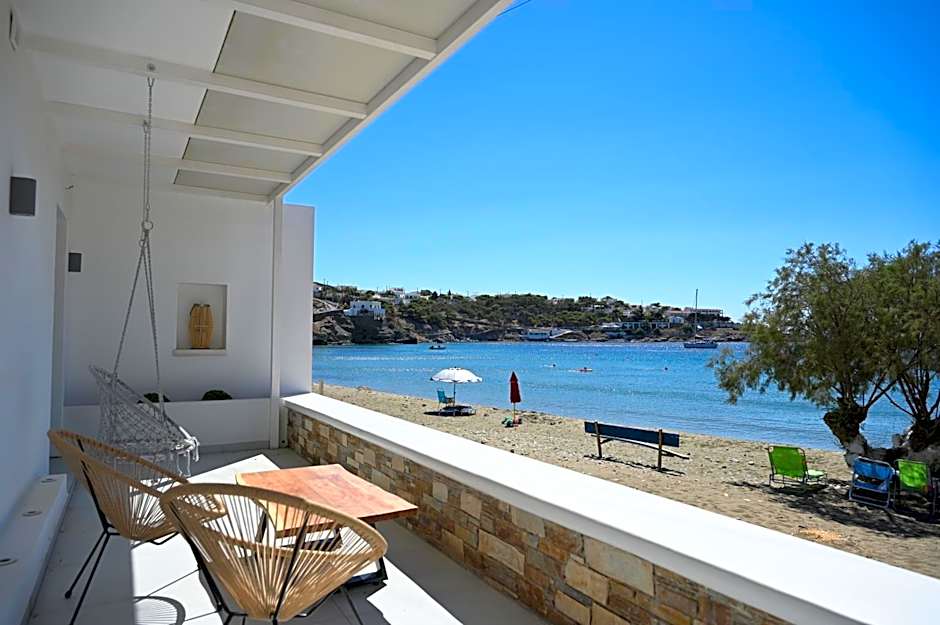 Beachfront cycladic suite Irene Apartments boutique hotel
