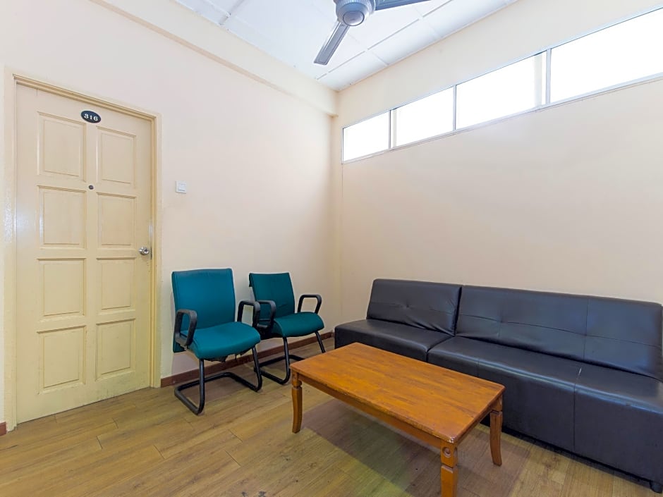 Straits Settlement Inn