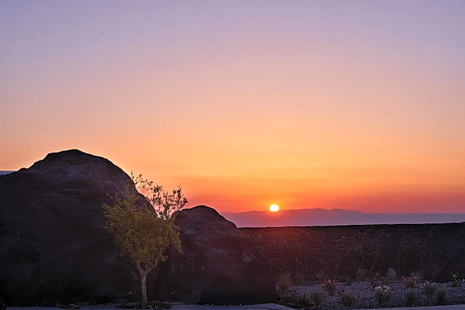 SantAnna Luxury Suites