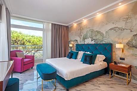 Executive Suite with Terrace