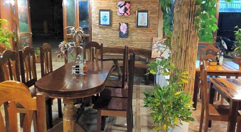 Ronaldo's Inn Siargao by Cocotel