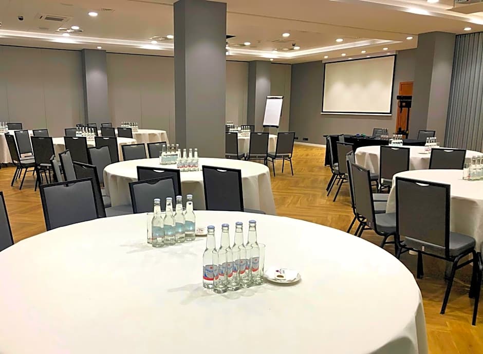 Hotel Krynica Conference & SPA