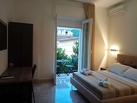 Triple Room with Private Bathroom