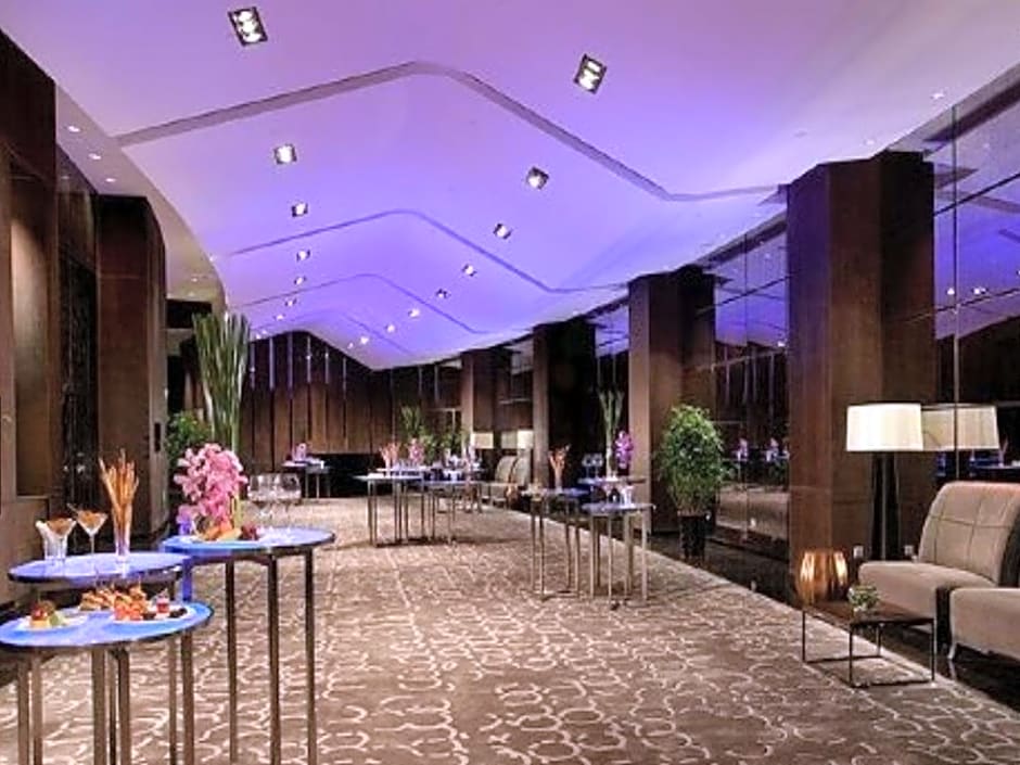 Banyan Tree Tianjin Riverside Hotel
