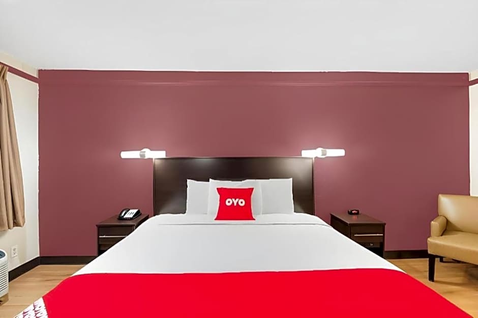 OYO Hotel Tulsa N Sheridan Rd & Airport