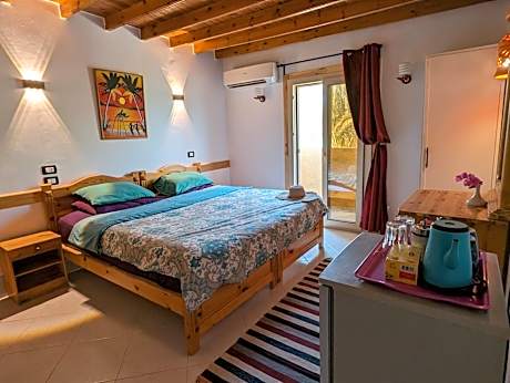 Double or Twin Room with Sea View
