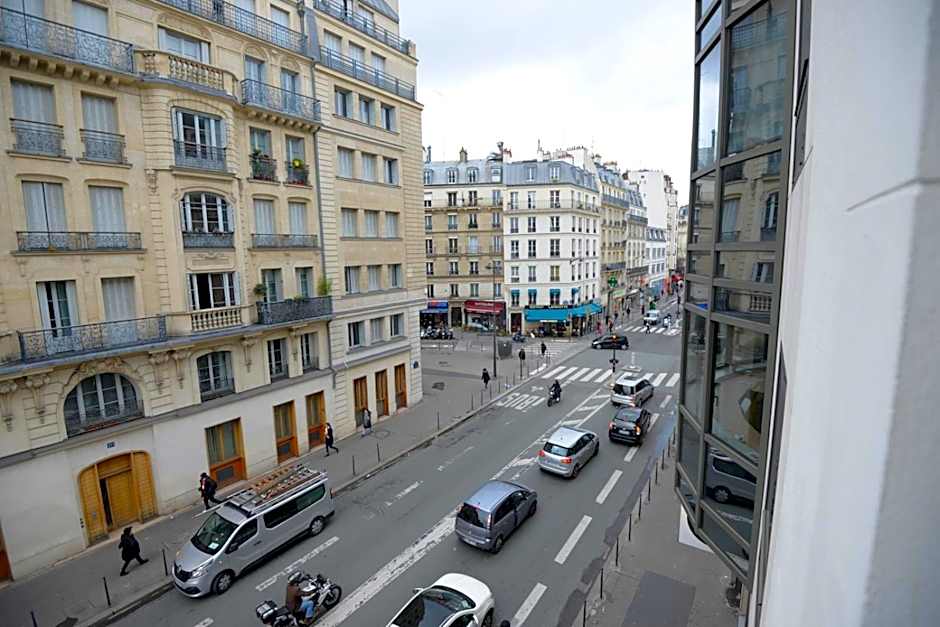 LAFAYETTE HOTEL