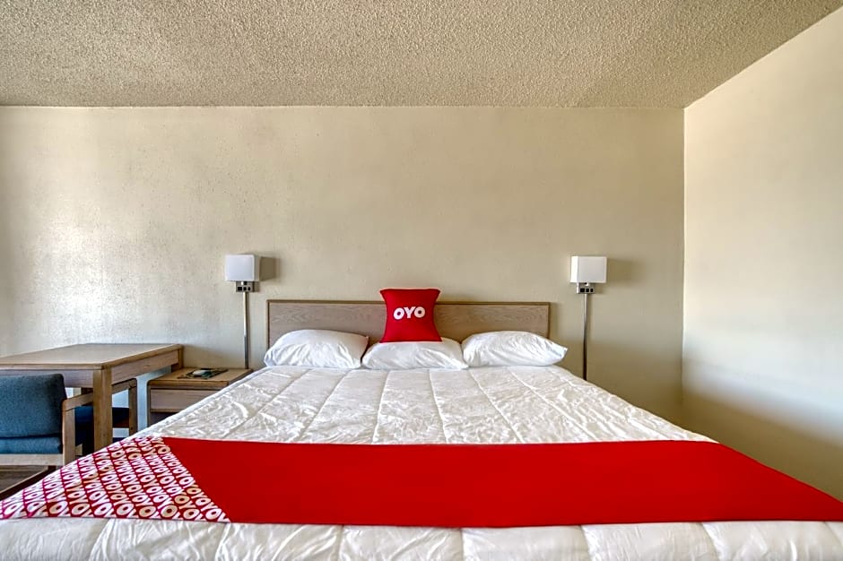 OYO Hotel Waco University Area / I-35
