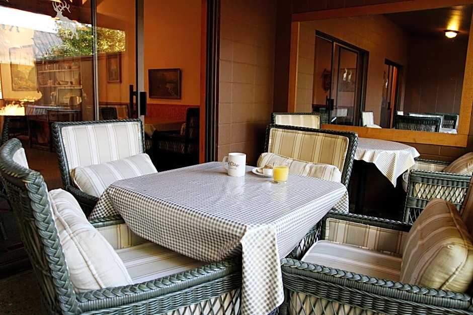 The Lodge at Riverside