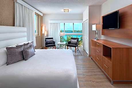 Oceanfront One-Bedroom King Suite with Sofa Bed