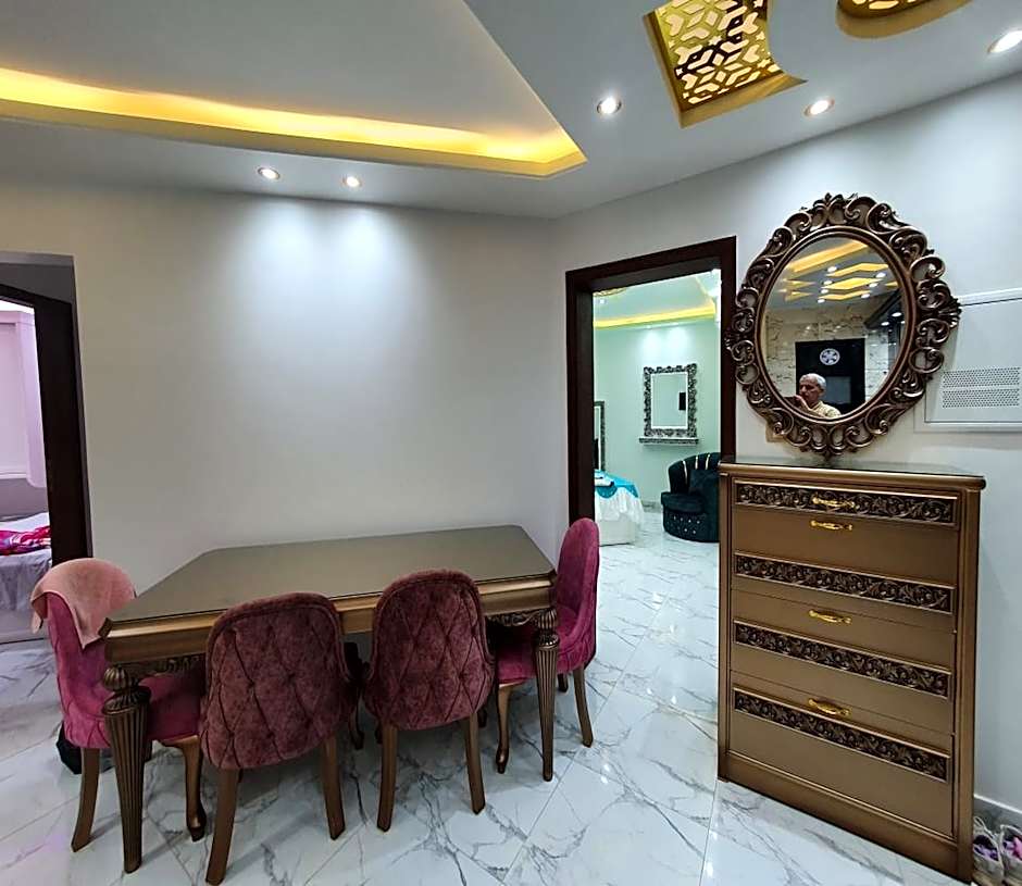 شاليه على البحر بورتوسعيد