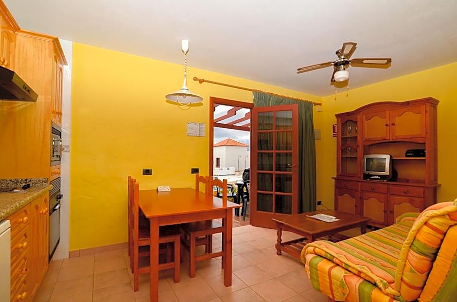 Bungalows Castillo Beach