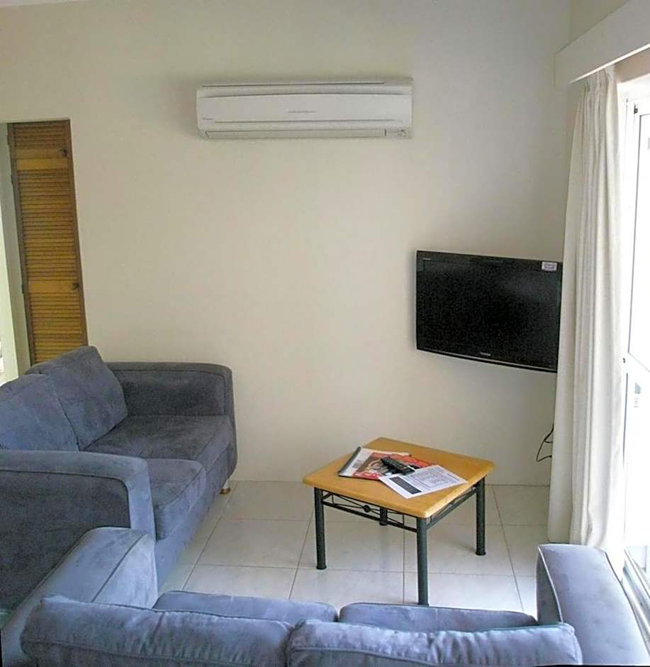 Tradewinds McLeod Holiday Apartments