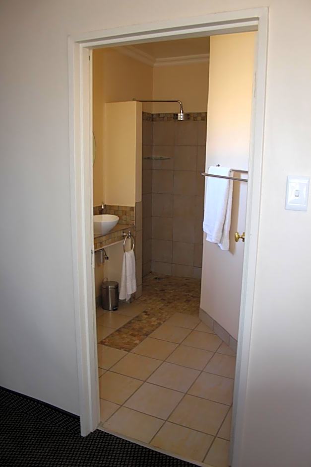 Kalahari Lodge Kimberley