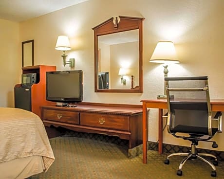 Standard Double Room Upper Floor - Smoking