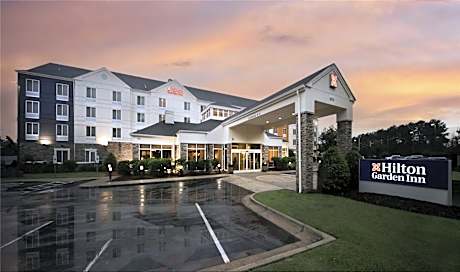 Hilton Garden Inn Fayetteville - Fort Bragg