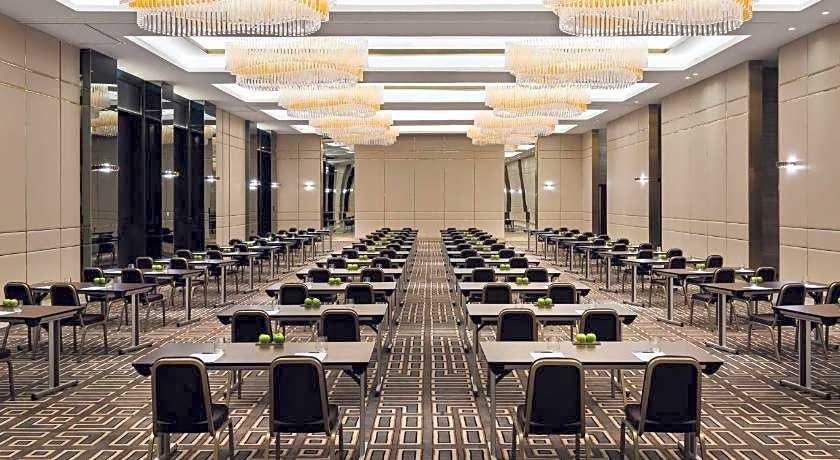 Hyatt Regency Al Kout Mall