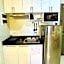 OneBR Condo with Balcony Near Puerto Princesa Airport, FREE POOL & Gym - B2 6Diamond