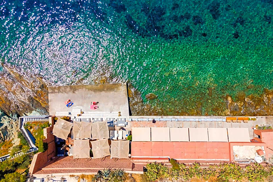 Electra Syros - Adults Only