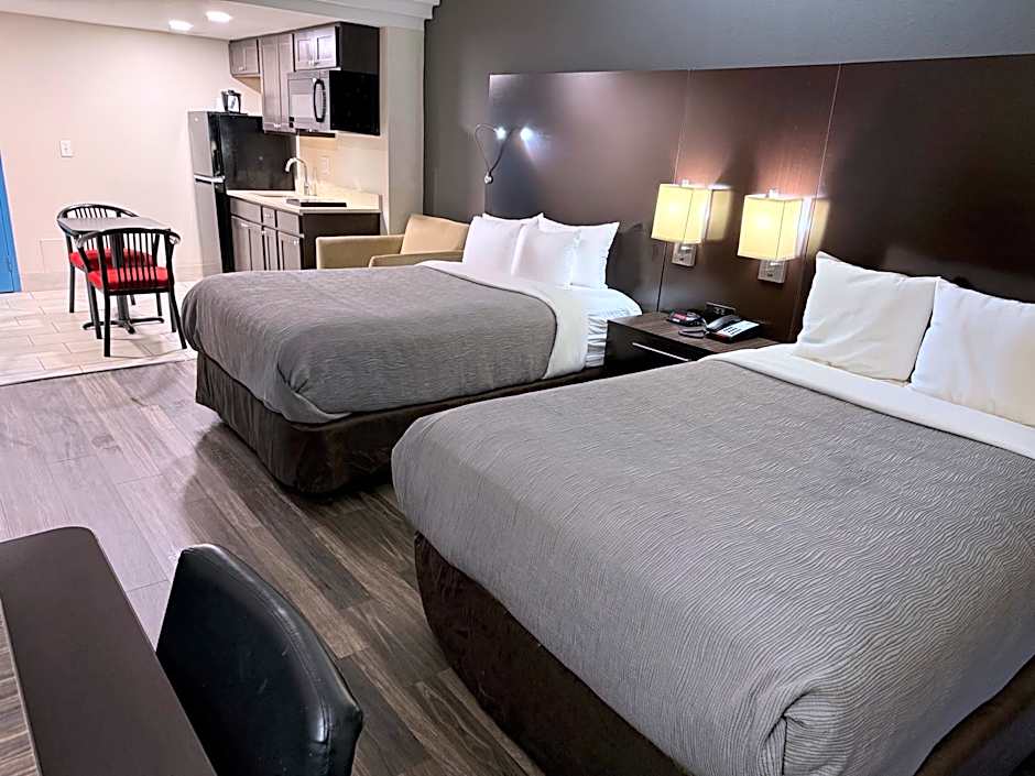 Quality Inn & Suites Banquet Center