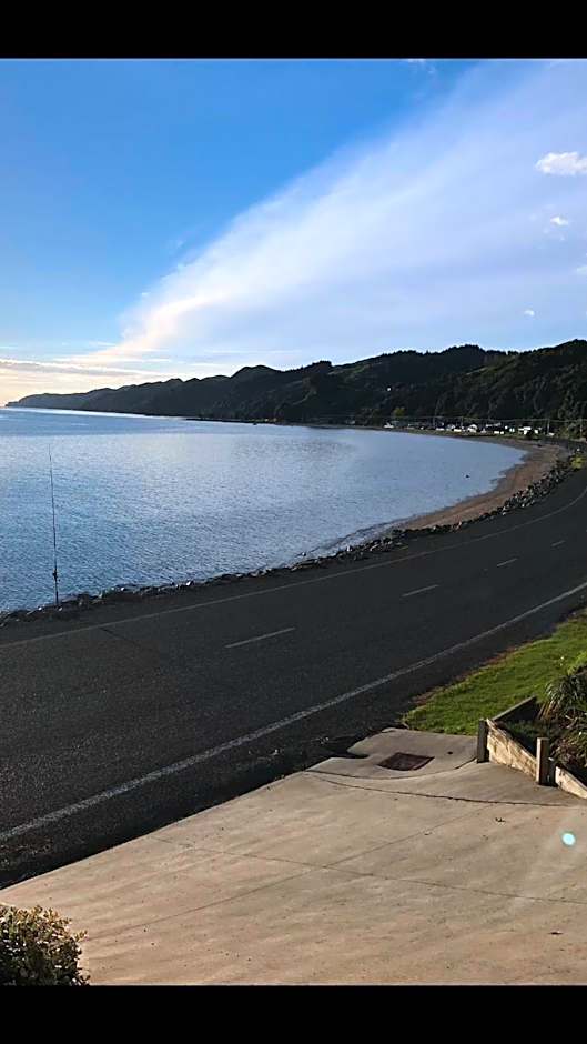 Te Mata Bay Seaviews