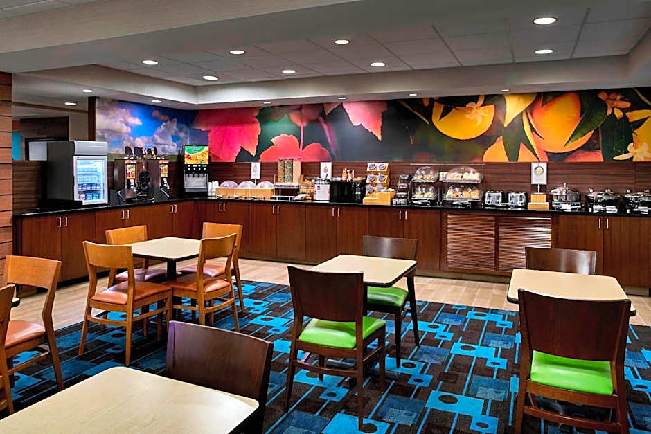 Fairfield Inn by Marriott Myrtle Beach Broadway at the Beach