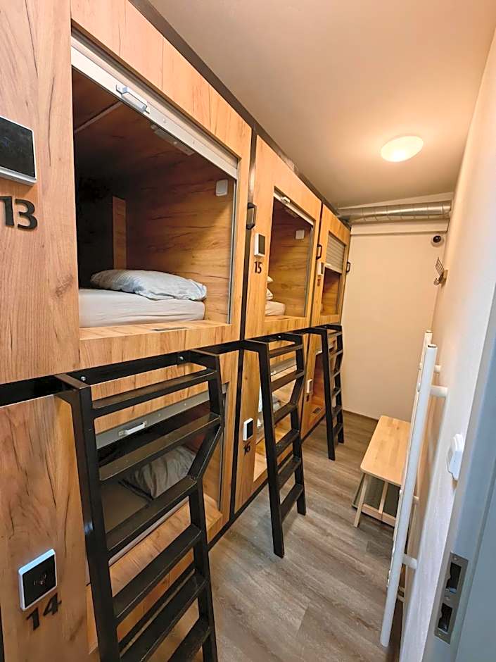 Capsule hostel Erbenova