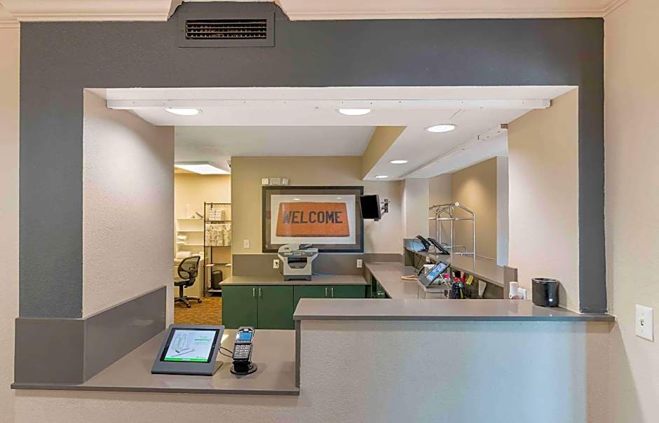 Extended Stay America - Kansas City - Country Club – Kansas City, MO