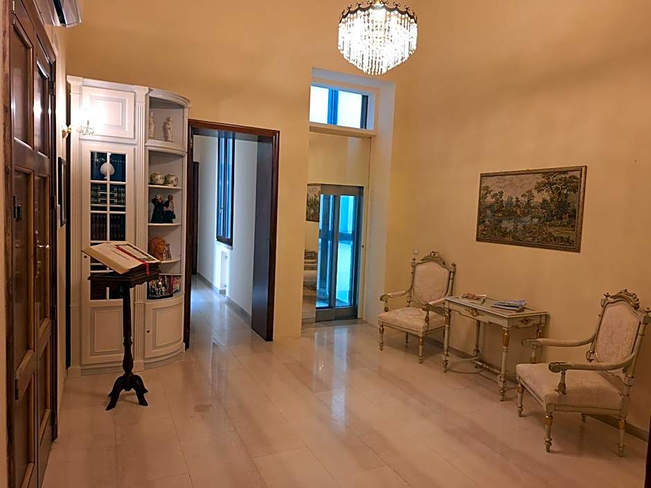 Dimora Charleston Lecce parcheggio privato in loco gratis