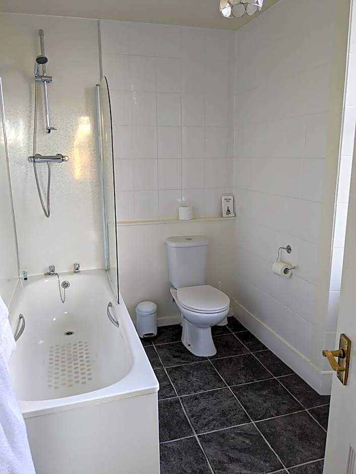 Bennachie Lodge Hotel