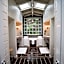 Huka Lodge, Beckons