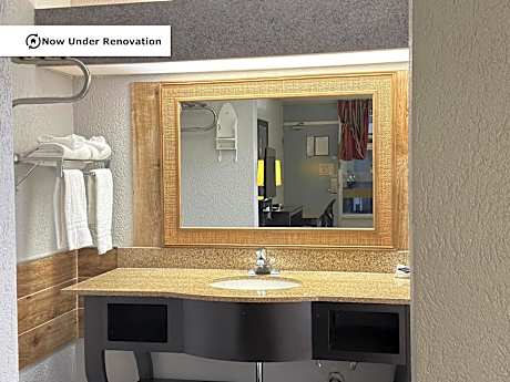 Double Room with Two Double Beds - Non-Smoking