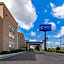 Comfort Inn & Suites Allen Park