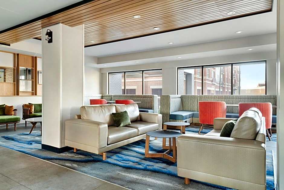 Fairfield by Marriott Inn & Suites Charleston Downtown