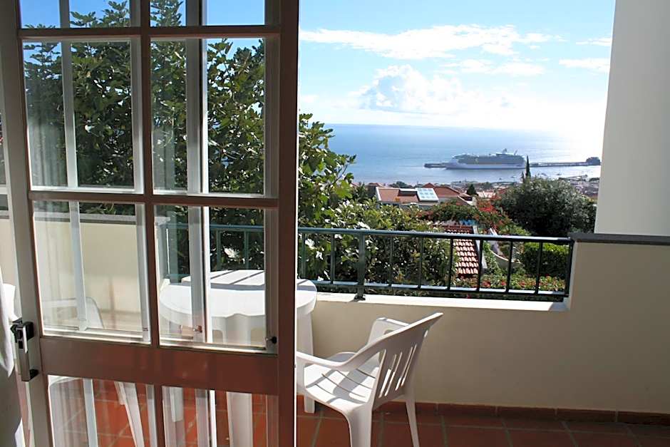 Apartamentos Quinta Mae dos Homens