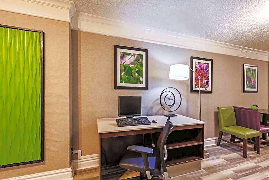 La Quinta Inn & Suites by Wyndham Odessa