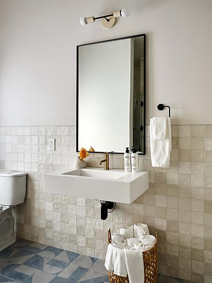 The Neighborhood Hotel Grand Beach