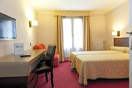 Comfort Twin Room