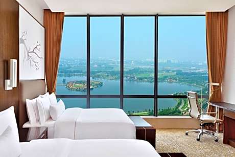 Guest room, Twin/Single Bed(s), Lake view