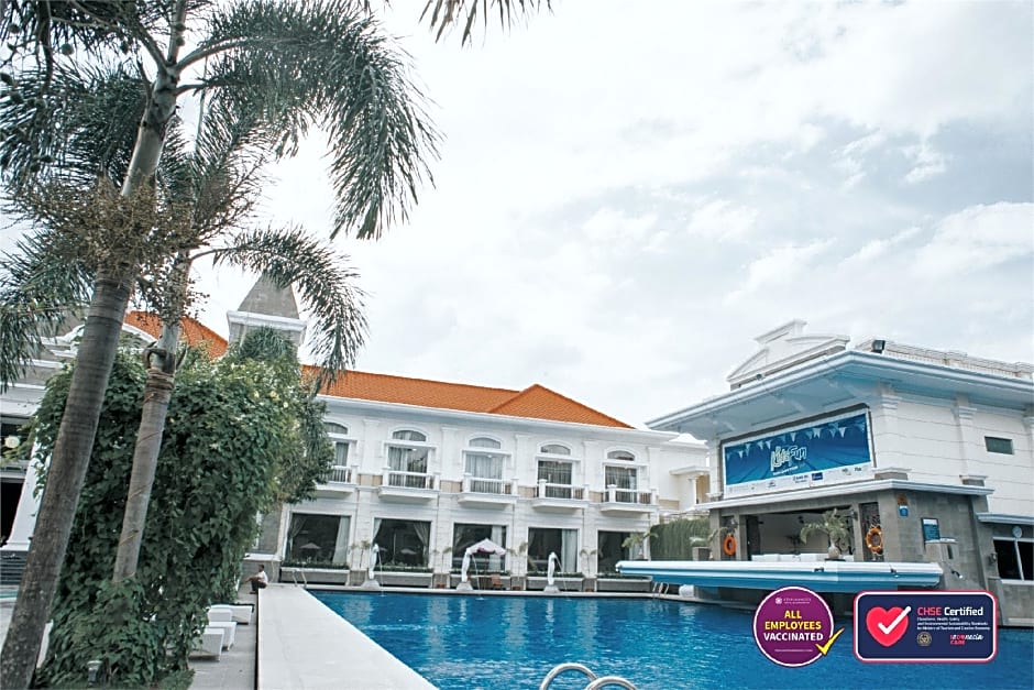 Adhiwangsa Hotel And Convention Hall
