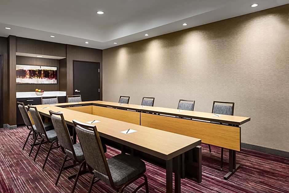 Courtyard by Marriott Dallas Lewisville
