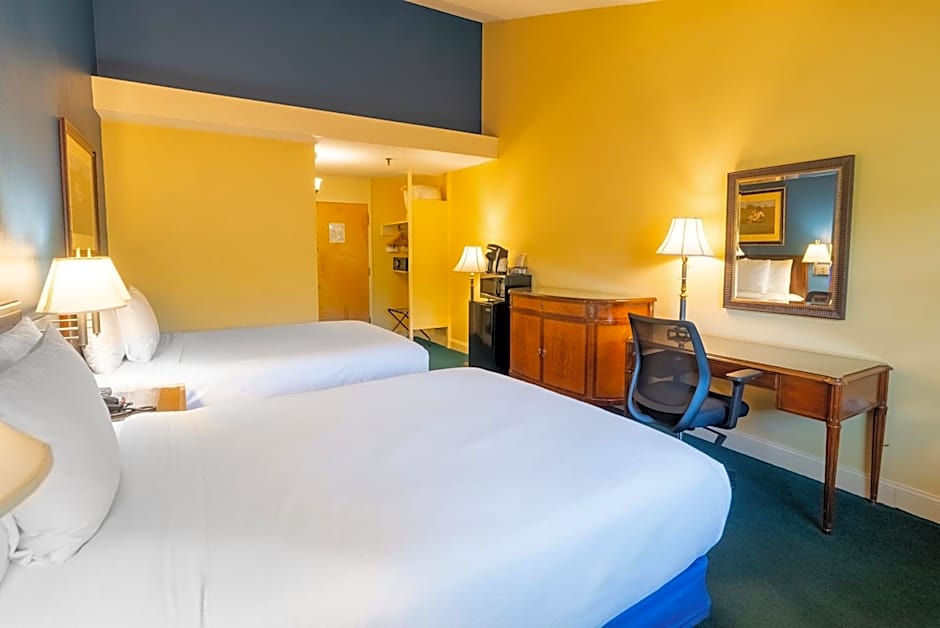 Fireside Inn & Suites Waterville