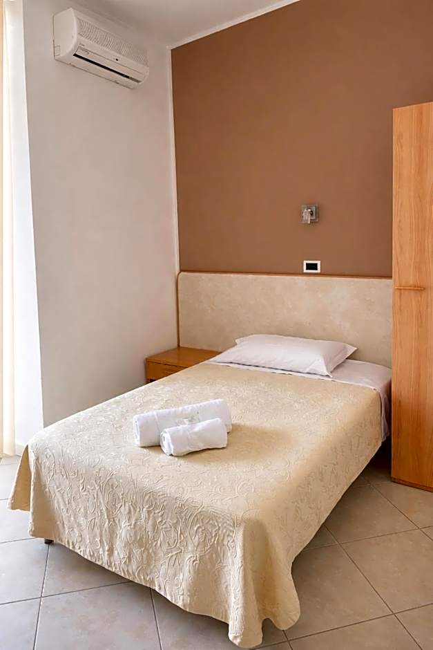 Hotel Favorita Easy Stay Room Only