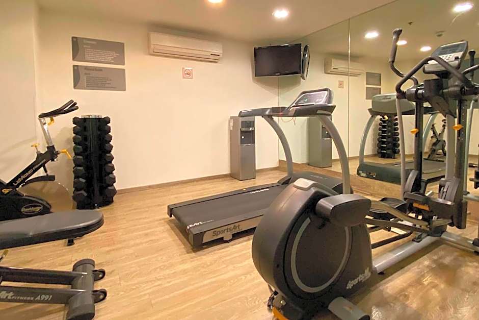 Hotel MX forum buenavista CDMX, Trademark by Wyndham