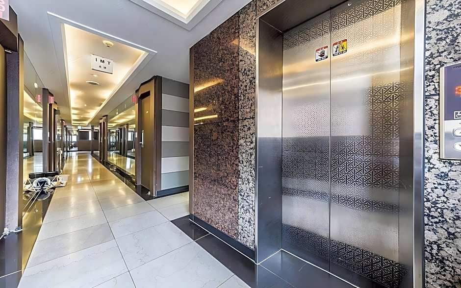 Workers Hotel Ansan by Aank